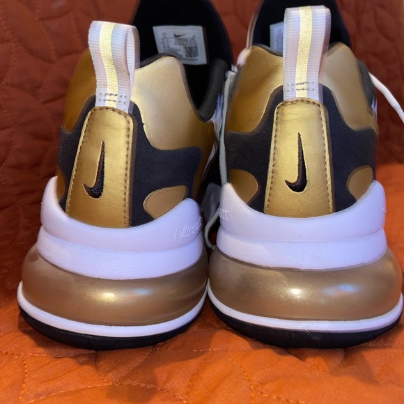 COPY - Nike Air 70 React black and gold men’s size 13 - Picture 4 of 5